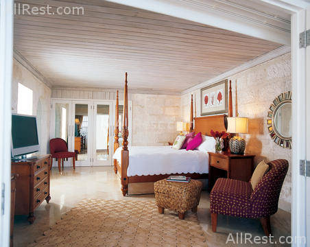 Colony Club 12